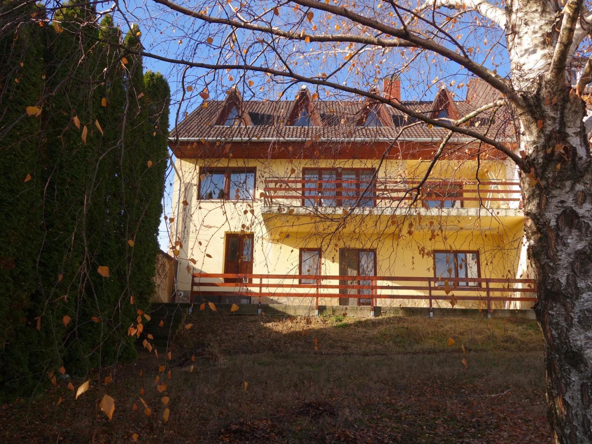Tolena Heviz Apartments Екстериор снимка
