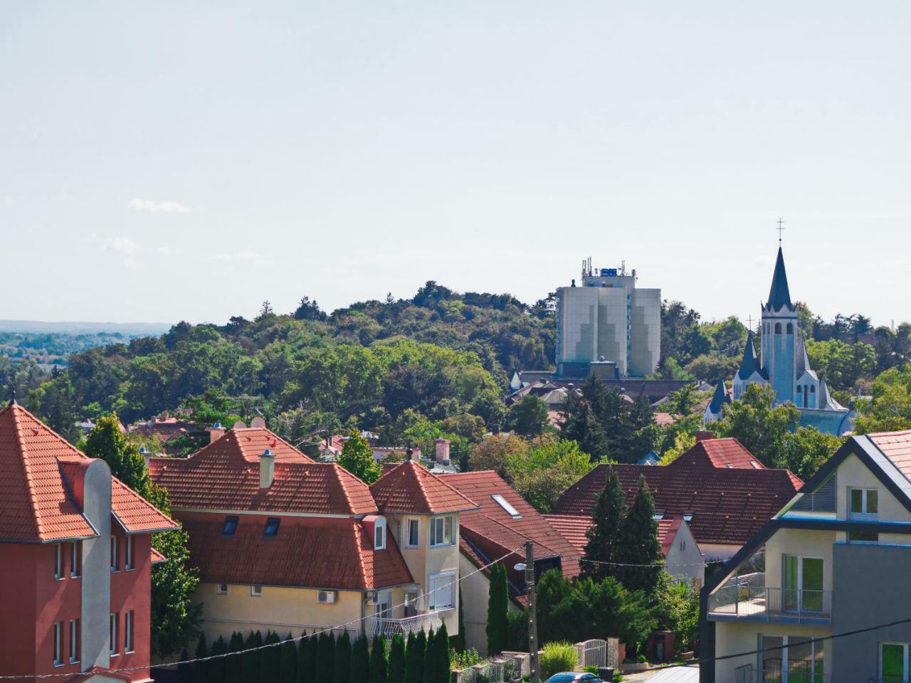 Tolena Heviz Apartments Екстериор снимка