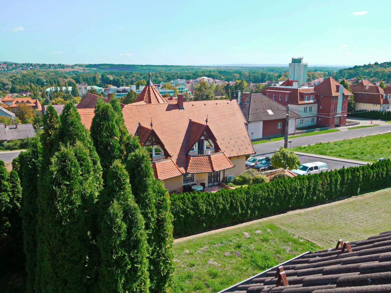 Tolena Heviz Apartments Екстериор снимка