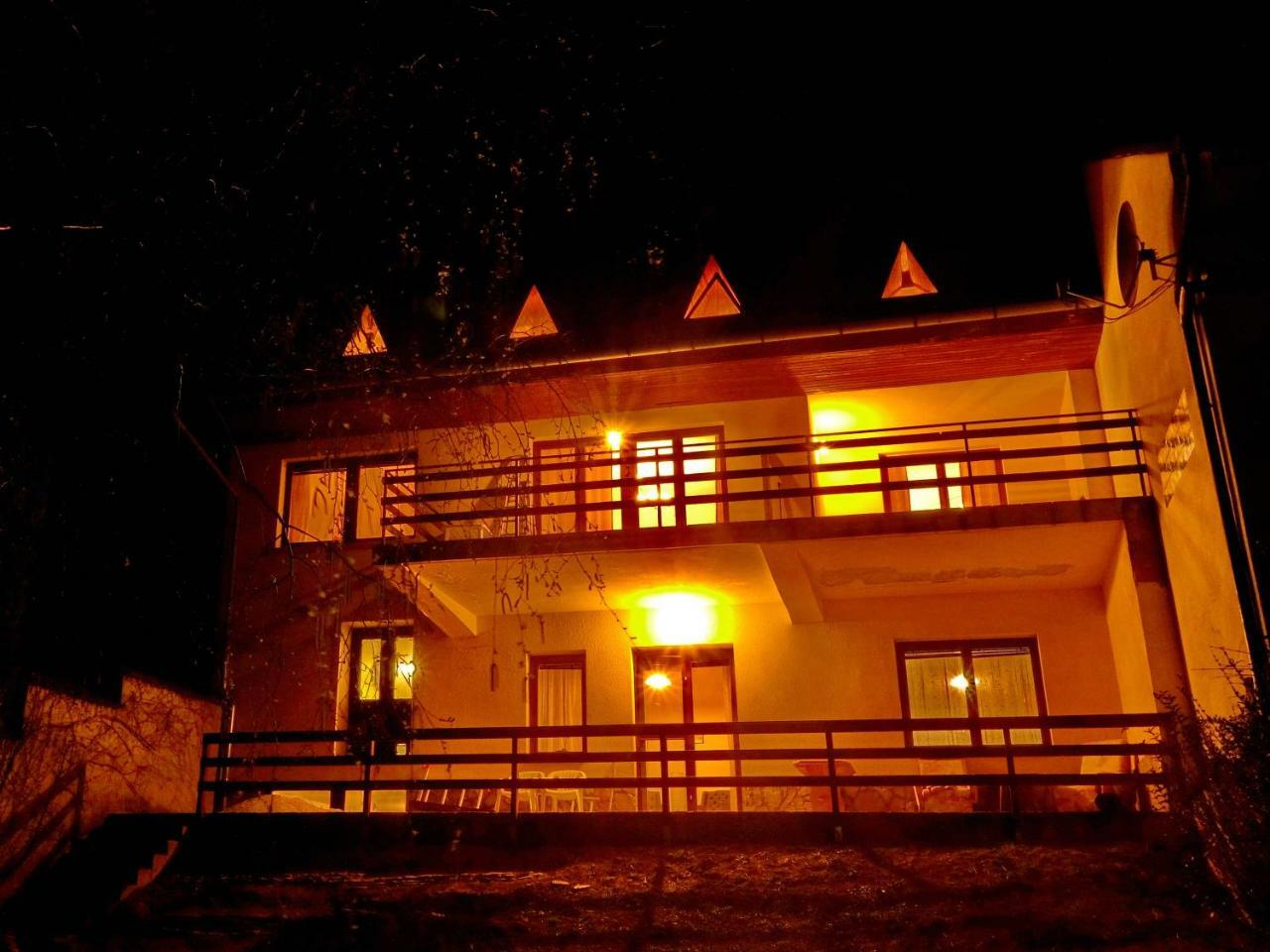 Tolena Heviz Apartments Екстериор снимка