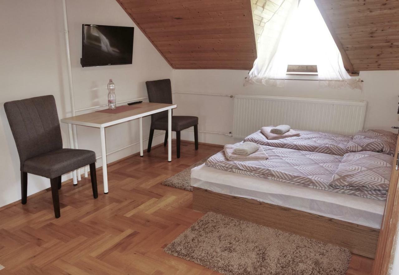 Tolena Heviz Apartments Екстериор снимка