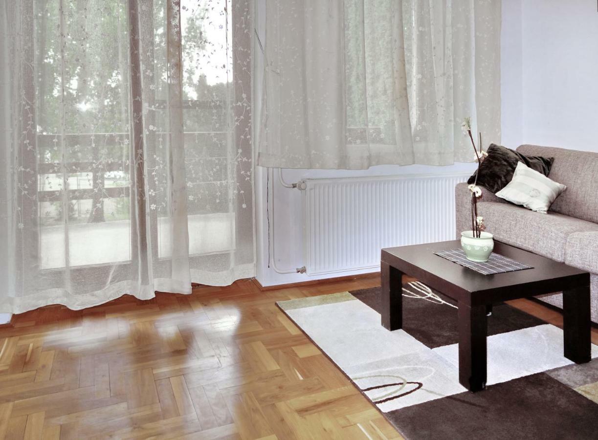 Tolena Heviz Apartments Екстериор снимка