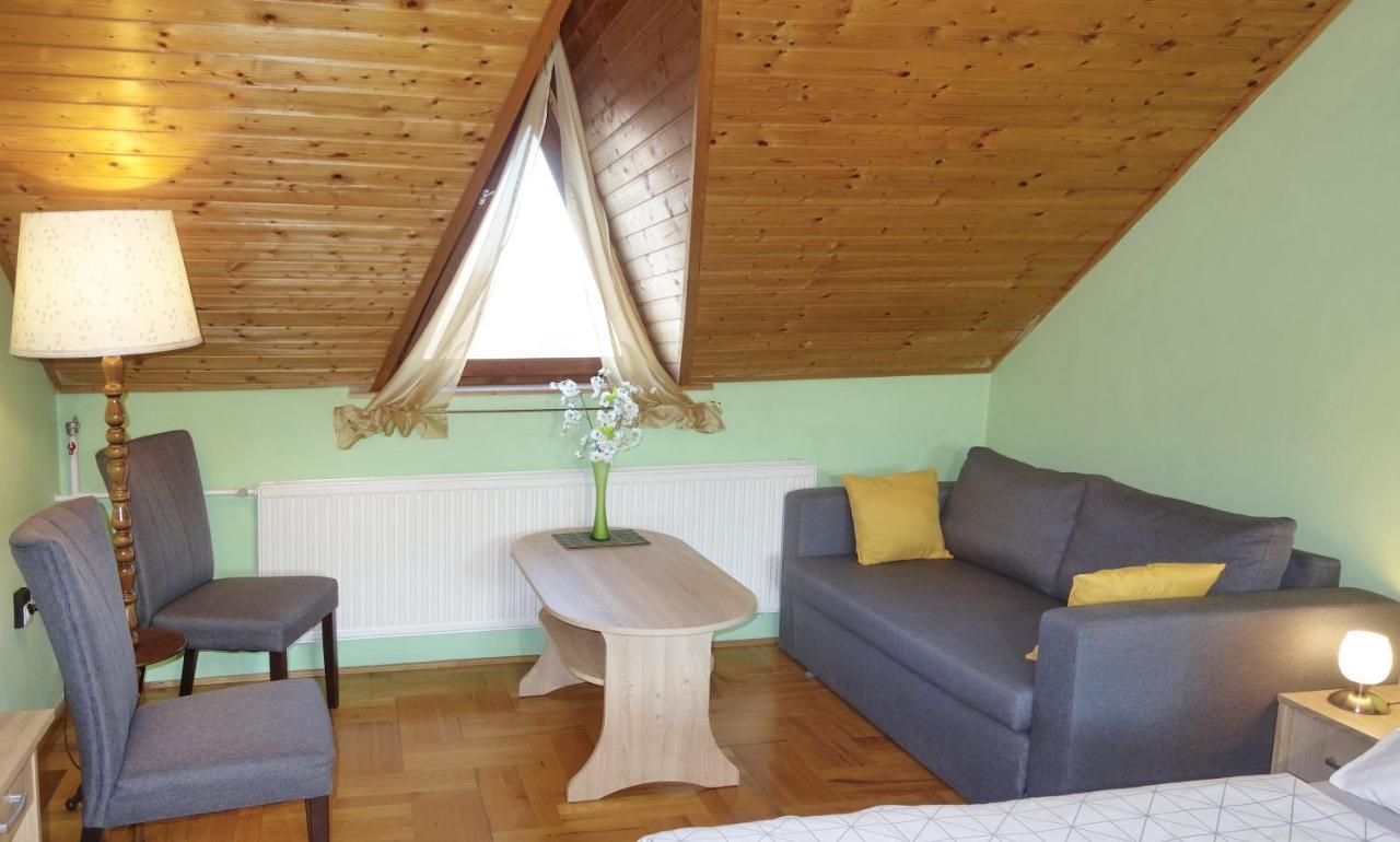 Tolena Heviz Apartments Екстериор снимка